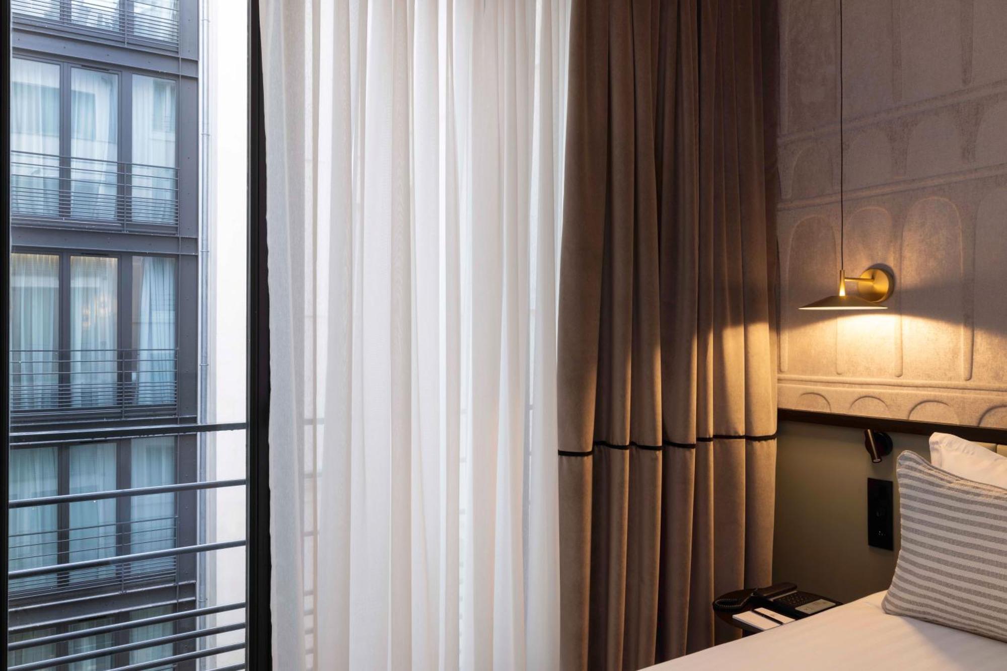 Excelsior Latin Paris
